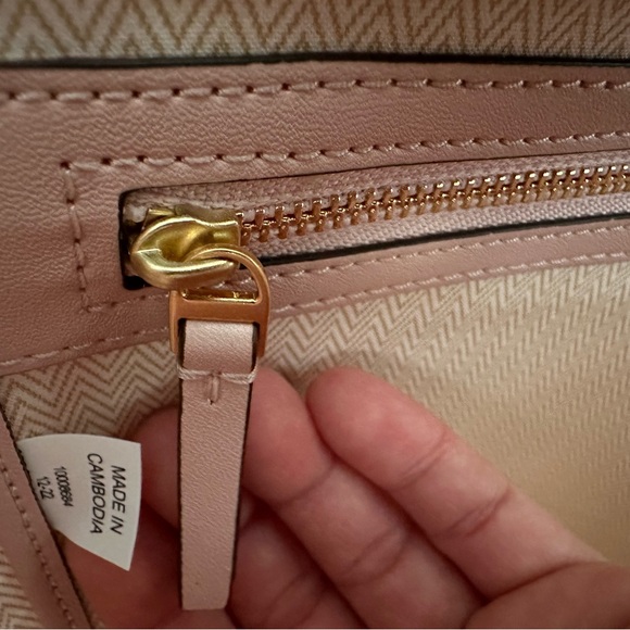 ❌SOLD❌ Tory Burch Tote Bag - Picture 10 of 11